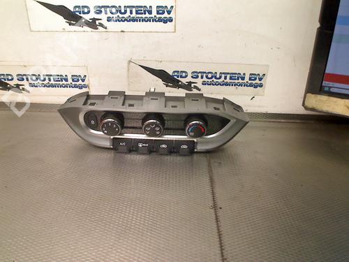 Comando clima KIA RIO III (UB) 1.25 CVVT (86 hp) 31353273