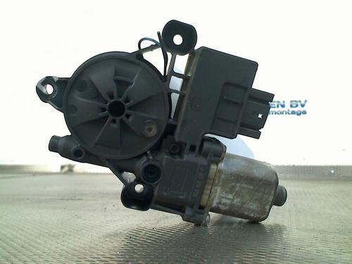 Right rear window motor VW GOLF VIII (CD1, DA1) 1.5 TSI | BP31243459E22