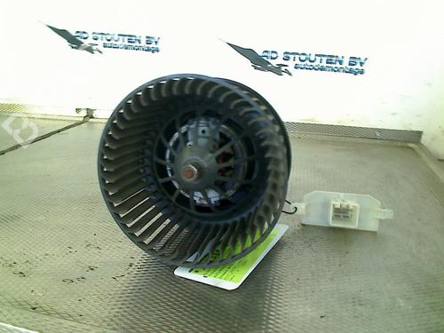 Varmeblæser FORD FOCUS III Turnier 2.0 TDCi (115 hp) 31657236