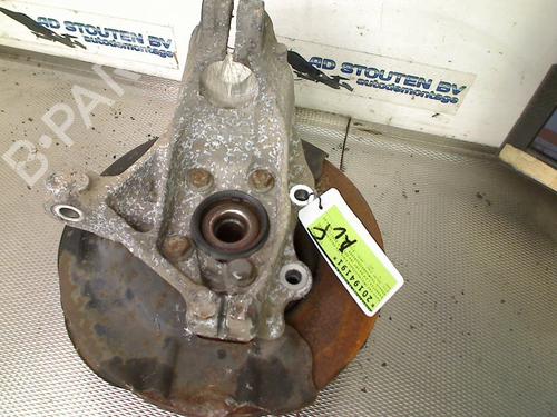 Right front steering knuckle VOLVO V40 Hatchback (525) D4 | BP28106530M26 