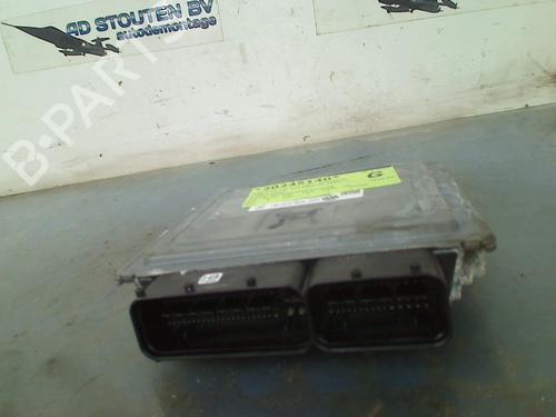 Used Engine control unit (ECU) VW GOLF VI (5K1) 1.2 TSI (105 hp) 21527961