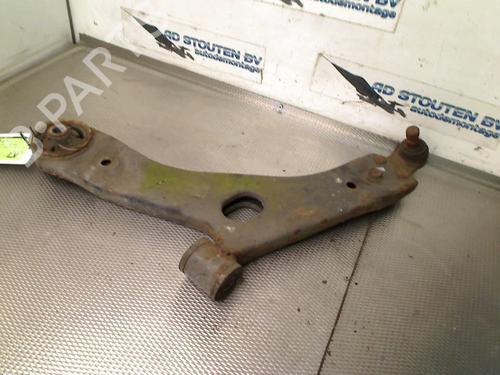 Used Left front suspension arm HYUNDAI ix35 (LM, EL, ELH) 1.6 (135 hp) 30851053