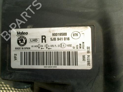 Right headlight SKODA RAPID Spaceback (NH1) 1.2 TSI | BP32205718C29 