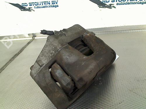 Højre bremsekaliber foran VOLVO V50 (545) 2.0 D | BP31039935M104