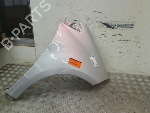 Forkjerm høyre Forkjerm høyre MERCEDES-BENZ A-CLASS (W169) A 150 (169.031, 169.331) (95 hp) 11306170 11306170