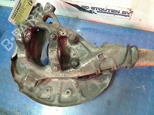 Left front steering knuckle MERCEDES-BENZ C-CLASS (W205) AMG C 63 S (205.087) | BP13720332M25 