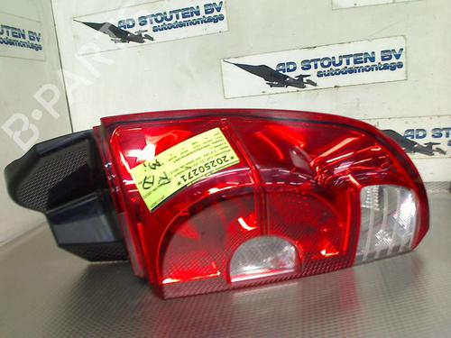 Højre baglygte MITSUBISHI COLT VI (Z3_A, Z2_A) 1.3 (Z21A) (95 hp) 31039916