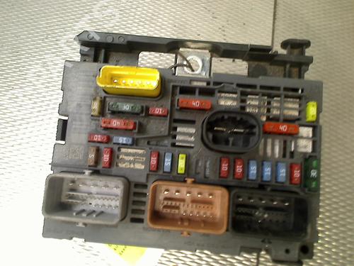 Fuse box CITROËN C5 III Break (RW_) 1.6 THP 155 | BP33448536E1 - Image 2