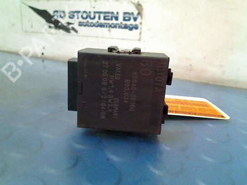 Used Electronic module TOYOTA AVENSIS Estate (_T27_) 2.2 D-4D (ADT271_, ADT271R) (150 hp) 11310327