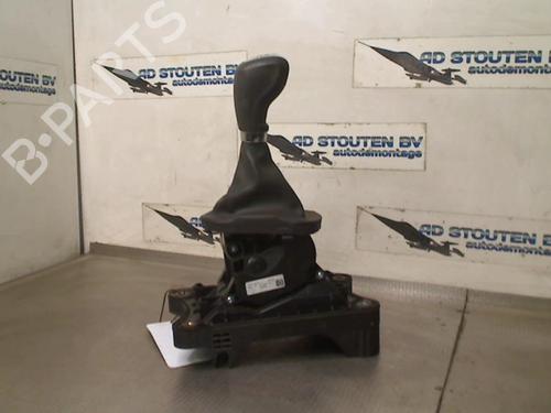 Levier de vitesses DACIA SANDERO II TCe 90 (B8M1, B8MA, B8AC) (90 hp) 31256770