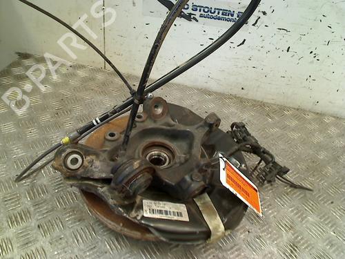 Used Right rear steering knuckle BMW 3 Touring (F31) 320 d (163 hp) 11312324