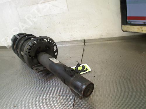 Used Left front shock absorber Left front shock absorber SKODA FABIA III Estate (NJ5) 1.0 TSI (95 hp) 35933359 35933359