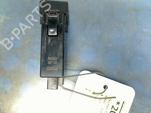 Switch HYUNDAI TUCSON (JM) 2.0 All-wheel Drive | BP21188847I30 