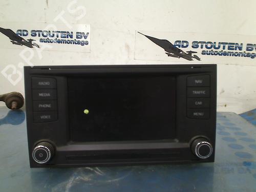Used Electronic module SEAT LEON (5F1) 1.4 TSI (140 hp) 15050971