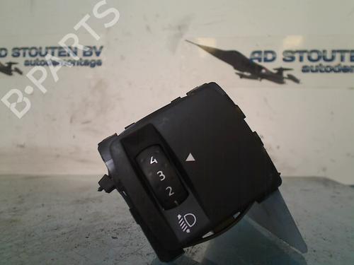 Used Switch RENAULT MEGANE IV Grandtour (K9A/M/N_) 1.3 TCe 100 (K9N8) (102 hp) 13582099