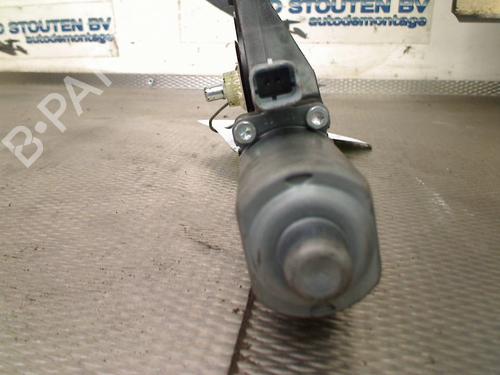 Left front window motor HYUNDAI i30 Estate (FD) 1.4 | BP28140393E21 