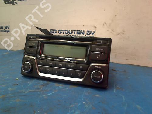Used Electronic module NISSAN LEAF (ZE0) Electric (109 hp) 11323901