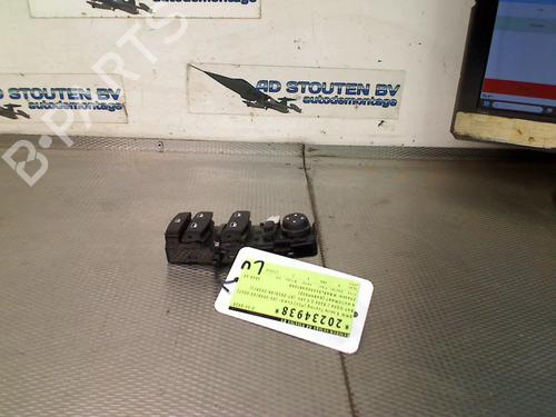 Used Left front window switch BMW 5 Touring (F11) 520 d (190 hp) 27248982