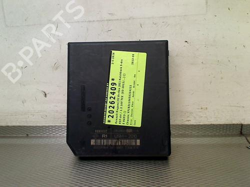 Used Fuse box Fuse box RENAULT MEGANE III Hatchback (BZ0/1_, B3_) 1.2 TCe (BZ2B, BZ11) (116 hp) 36674080 36674080