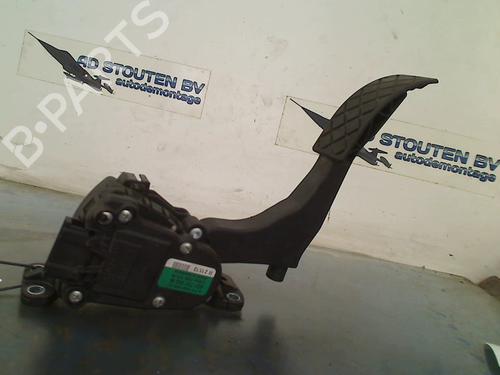 Used Pedal Pedal SKODA RAPID (NH3, NK3, NK6) 1.2 TSI (86 hp) 33771084 33771084