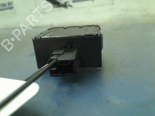 Switch PEUGEOT 208 I (CA_, CC_) 1.2 VTI 82 | BP13582087I30 