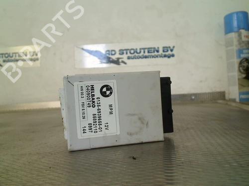 Used Electronic module BMW 6 Convertible (E64) 645 Ci (333 hp) 28333525