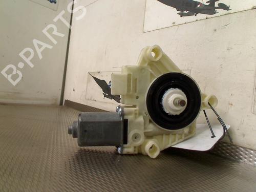 Right front window motor MERCEDES-BENZ C-CLASS (W205) C 350 e (205.047) | BP31263788E20 