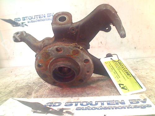 Used Left front steering knuckle VW GOLF VI (5K1) 1.6 TDI (105 hp) 11317131