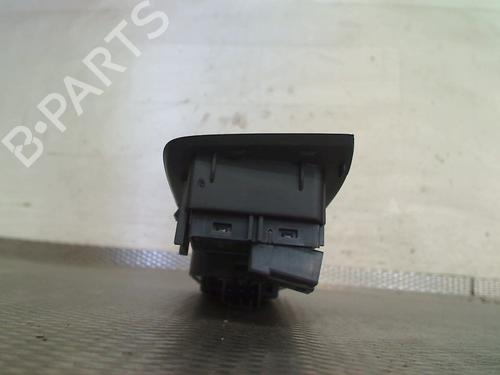 Switch VOLVO V40 Hatchback (525) T2 | BP39577921I30 - Image 6