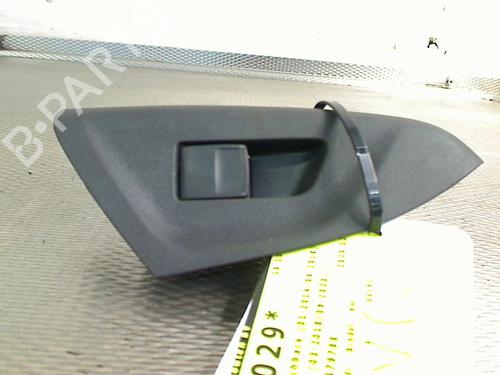 Switch PEUGEOT 2008 I (CU_) 1.2 THP 130 / PureTech 130 | BP30742724I30