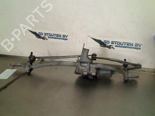 Used Front wipers mechanism BMW 5 (F10) 520 i (184 hp) 30610502