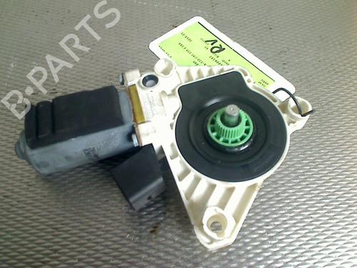 Used Right front window motor MERCEDES-BENZ CLA Coupe (C117) CLA 220 CDI / d (117.303) (163 hp) 31847224