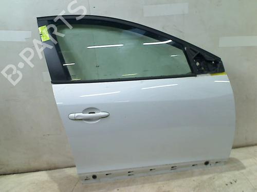 Used Right front door RENAULT MEGANE III Grandtour (KZ0/1) 1.5 dCi (KZ09, KZ0D, KZ1G, KZ29, KZ14, KZ1W, KZ10, KZ1F,... (110 hp) 32982352