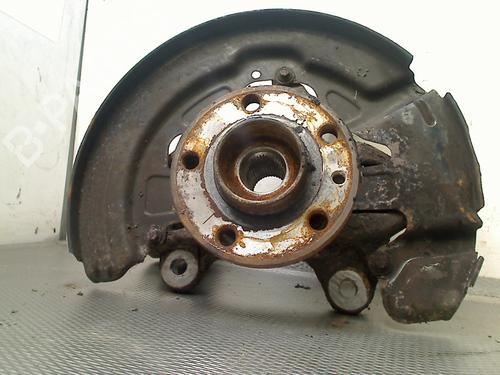 Used Left front steering knuckle VOLVO V70 III (135) 2.0 GDI (214 hp) 32041253