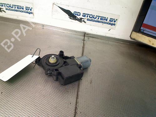 Used Right front window motor VW POLO V (6R1, 6C1) 1.0 TSI (95 hp) 26730467