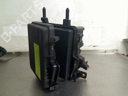 Used Fuse box RENAULT MEGANE III Grandtour (KZ0/1) 1.4 TCe (KZ0F, KZ1V) (130 hp) 31921526