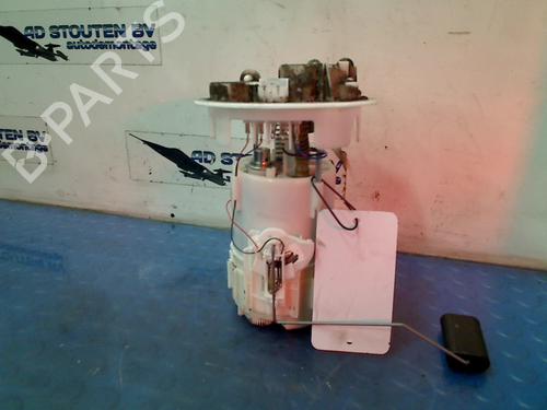 Used Fuel pump PEUGEOT 208 I (CA_, CC_) 1.2 VTI 82 (82 hp) 11327846