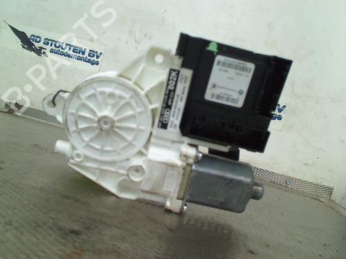 Rudehejsemotor forskærm højre AUDI A3 (8P1) 1.8 TFSI (160 hp) 28491488