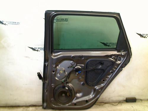 Portier rechts achter SEAT LEON ST (5F8) 1.6 TDI | BP30598084C5