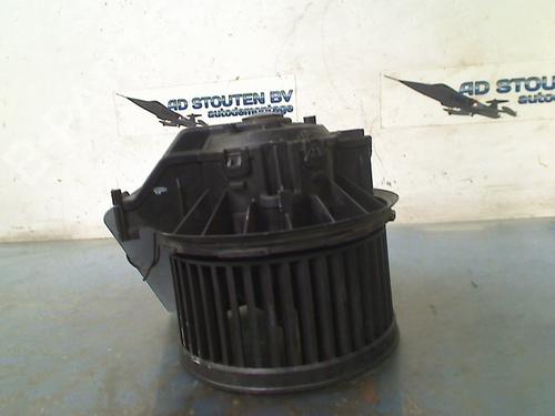 Used Heater blower motor FORD FIESTA VI (CB1, CCN) 1.25 (60 hp) 17196168