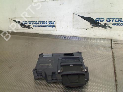 Used Switch RENAULT CAPTUR I (J5_, H5_) 1.2 TCe 120 (118 hp) 30435369