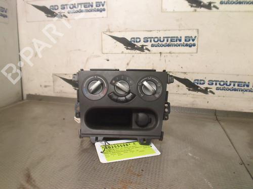 AC Styreenhet / Manøvreringsenhet OPEL AGILA B (H08) 1.2 (F68) (86 hp) 31331911