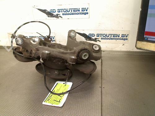 Mozzo posteriore sinistro Mozzo posteriore sinistro MERCEDES-BENZ C-CLASS T-Model (S205) C 350 e (205.247) (279 hp) 33976509 33976509