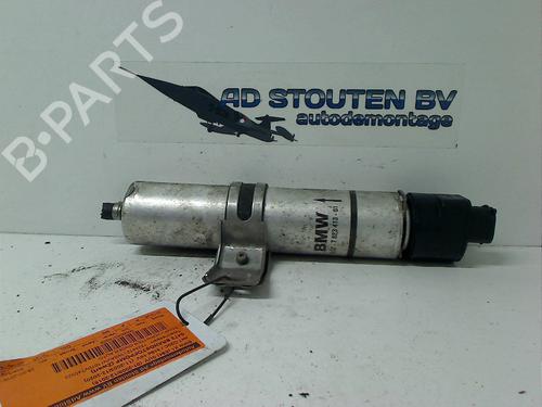 Used Fuel pump BMW X1 (E84) sDrive 18 d (143 hp) 11302178