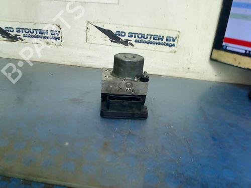 Used ABS pump RENAULT TWINGO III (BCM_, BCA_) 1.0 SCe 70 (71 hp) 18827671