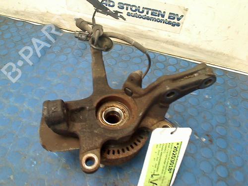 Used Left front steering knuckle SUZUKI CELERIO (LF) 1.0 (AVK310) (68 hp) 11916835