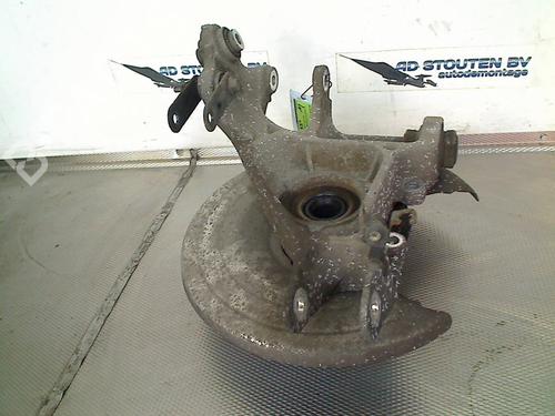 Left rear steering knuckle LAND ROVER RANGE ROVER IV (L405) 3.0 TDV6 4x4 | BP29425366M27 