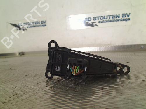 Switch FORD FOCUS III Turnier 1.0 EcoBoost | BP29158036I30 