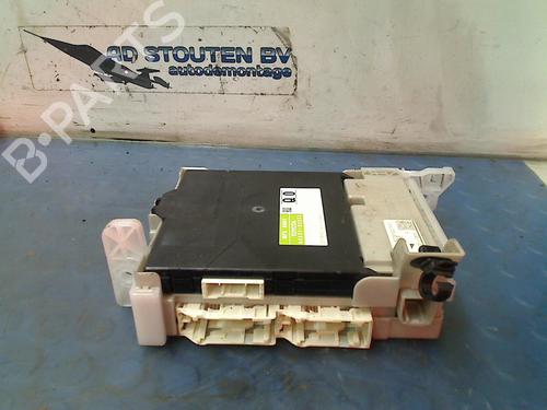Used Fuse box TOYOTA VERSO S (_P12_) 1.33 (NSP120_) (99 hp) 12824783