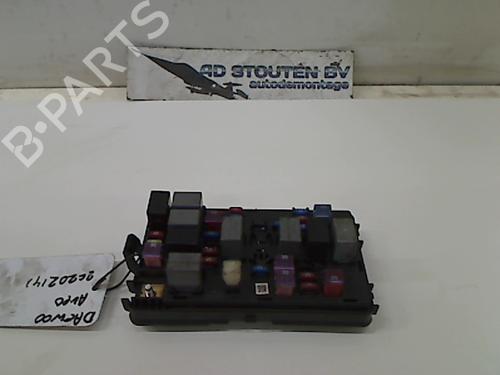 Boîte à Fusibles CHEVROLET AVEO / KALOS Hatchback (T250, T255) 1.2 (84 hp) 11313468